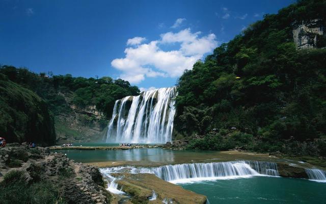 中国发生7级地震